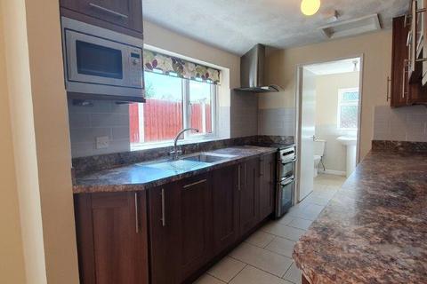 3 bedroom end of terrace house to rent, Peel Street, Kidderminster DY11