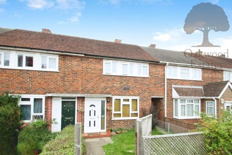 3 bedroom terraced house to rent, Trelawney Avenue, Langley SL3