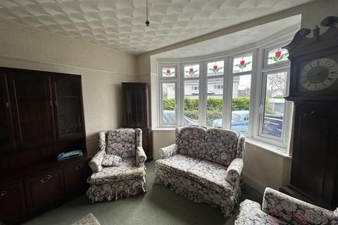 undefined, Ffordd Caergybi, Llanfairpwllgwyngyll, Anglesey, LL61