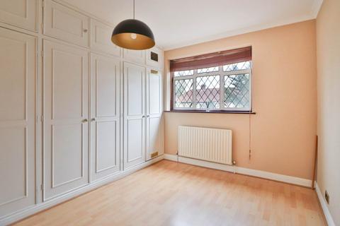 undefined, Consfield Avenue, New Malden