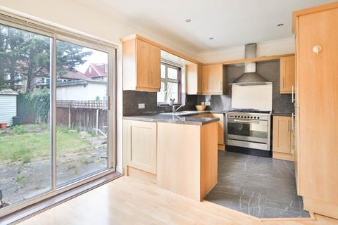 3 bedroom terraced house for sale, Consfield Avenue, New Malden