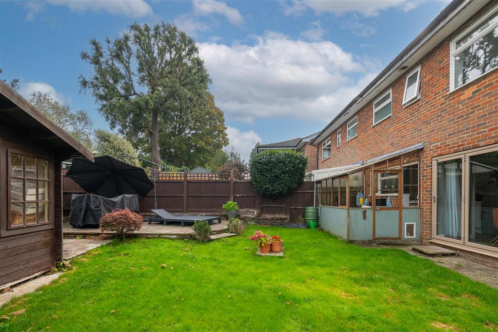 1 Castle Close externals-3 sky.jpg