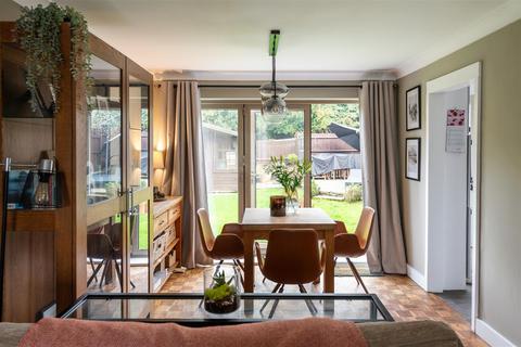 3 bedroom semi-detached house for sale, Castle Square, Bletchingley, Redhill