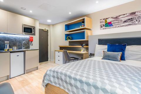 undefined, Beaumont Fee, Lincoln