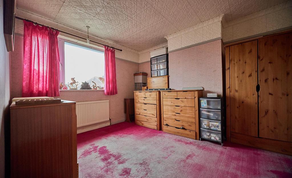 Bedroom One to front