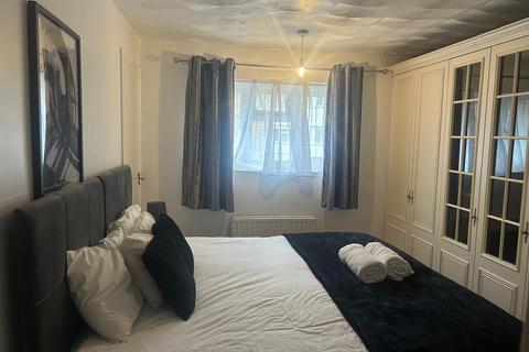 undefined, Lord Warwick Street, London SE18