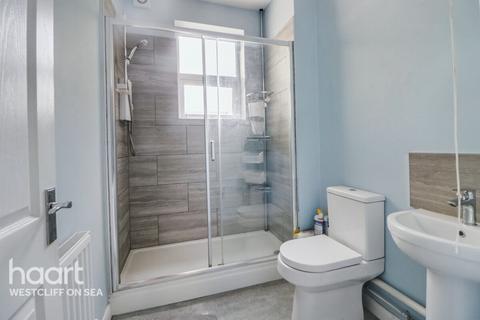 1 bedroom flat for sale, Cossington Road, Westcliff-On-Sea