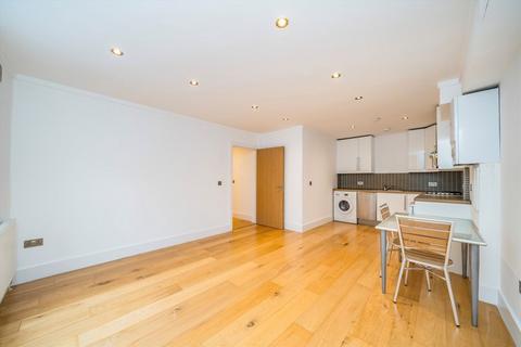 1 bedroom flat to rent, Holloway Road, London N7