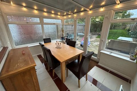 3 bedroom semi-detached house for sale, Watling Street, Warwickshire CV11