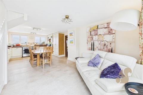 5 bedroom detached house for sale, Barrow Hill, Acton