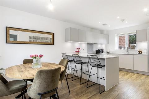 3 bedroom detached house for sale, St Johns Road, Goffs Oak