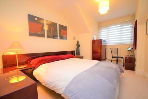 2 bedroom apartment to rent, Snells Wood Court, Buckinghamshire HP7