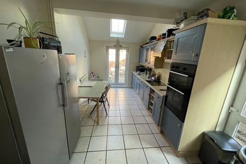 6 bedroom terraced house to rent, Lorne Road, Leicester