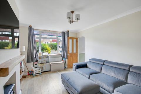 46 Forest View Road, East Grinstead, RH19 4AR
