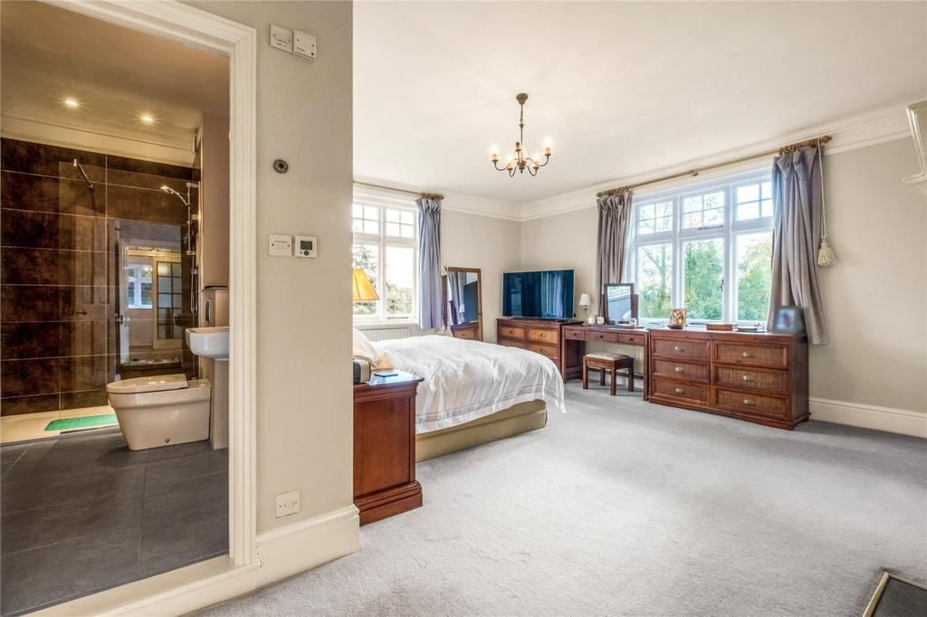 Principal Bedroom