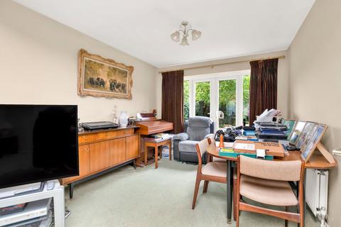 3 bedroom semi-detached house for sale, Fairlands Avenue, Fairlands, Guildford