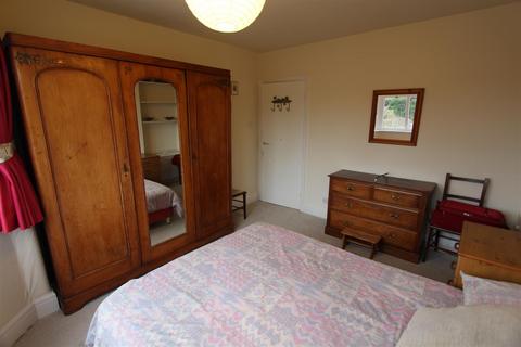 1 bedroom semi-detached house to rent, Stockport Road, Thelwall