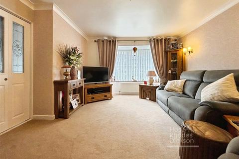 4 bedroom semi-detached house for sale, Mayfield Drive, Newport, Isle of Wight