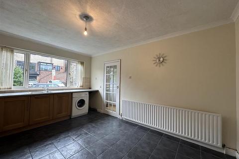 undefined, Low Road, Sheffield S6