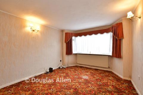 3 bedroom semi-detached bungalow for sale, Rectory Grove, Wickford SS11