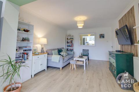 6 Barrington Close, Little Clacton, Clacton-on-sea, CO16 9PN