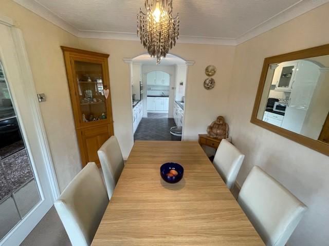 Inter Connecting Dining Room