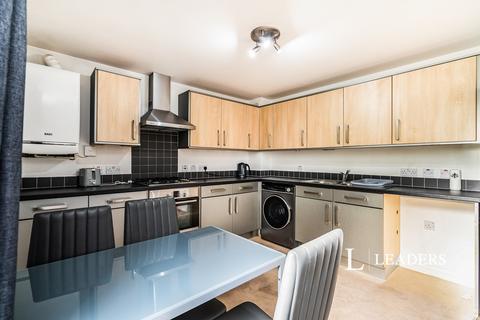 2 bedroom flat to rent, East Lodge, Harvey Lane, NR7
