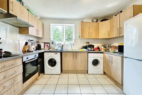 6 bedroom semi-detached house to rent, Motum Road, Norwich, NR5