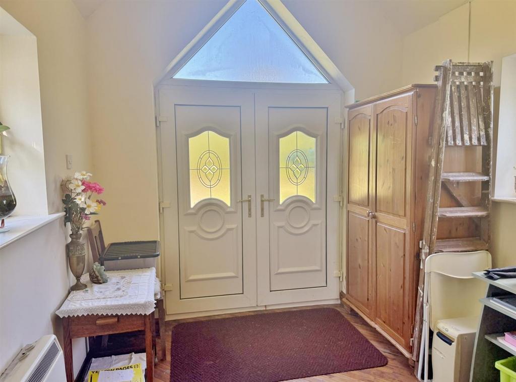 Front Entrance hallway