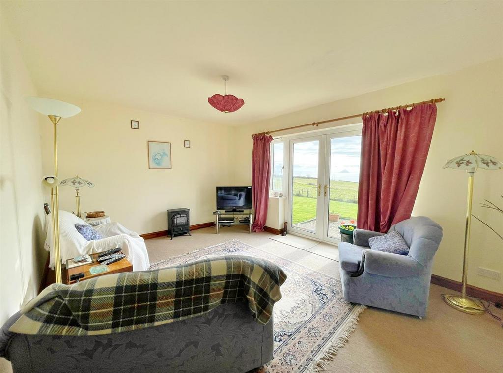 Sitting room / dining room