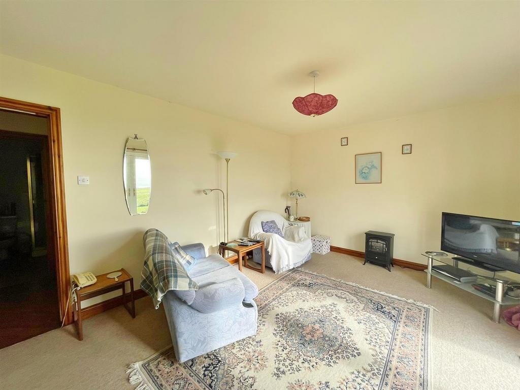 Sitting room / dining room