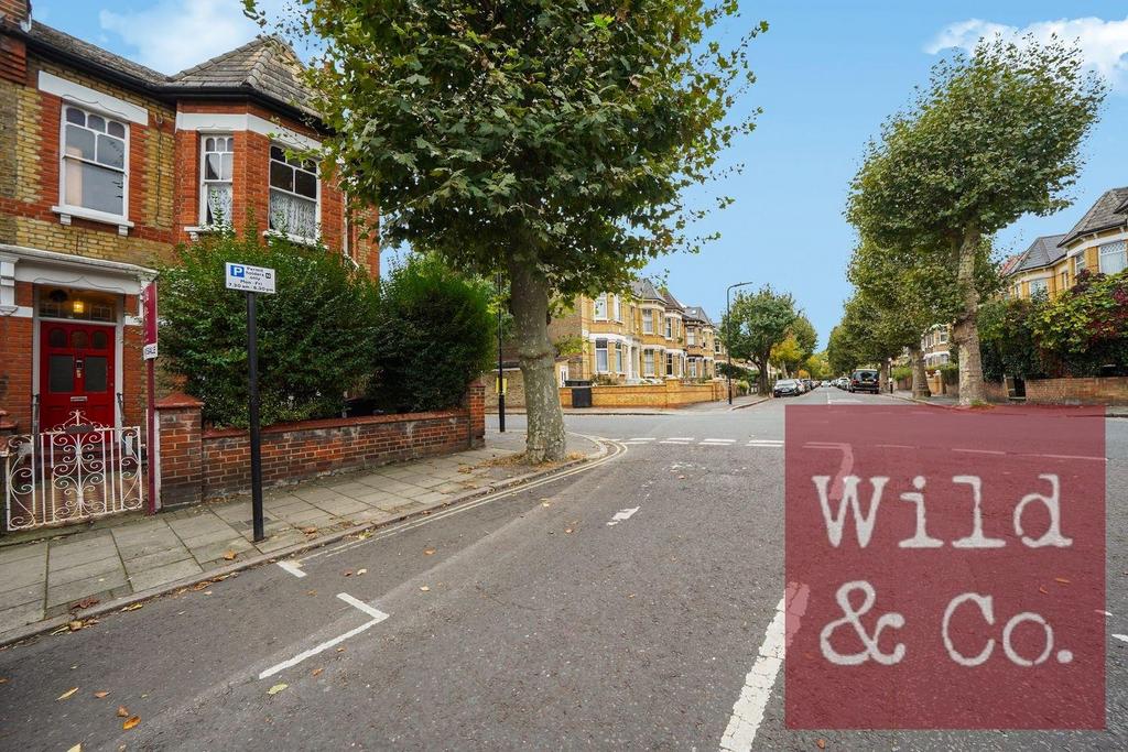 Mildenhall Road - tq4 URD5 E1dvlk Qt43 Rm W.jpg