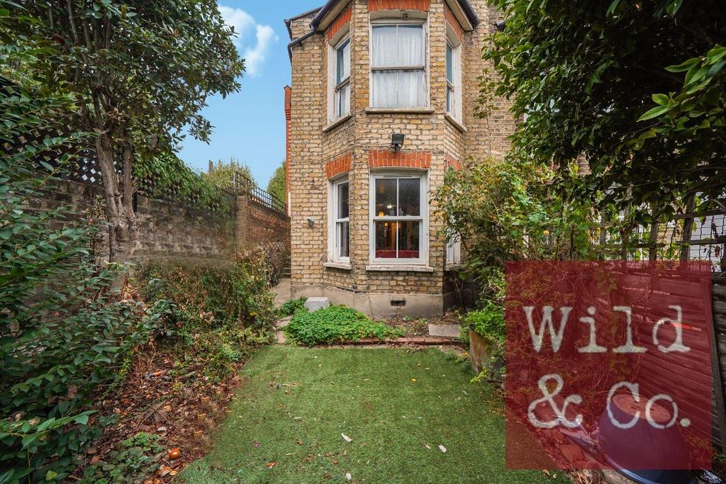 Mildenhall Road - o Z8l Ebkp Vnox Ma Lg QXy1.jpg