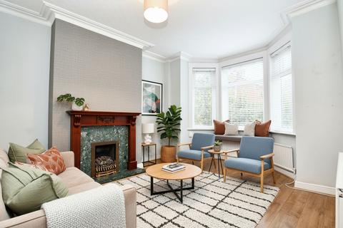 Elleray Road, Salford, M6