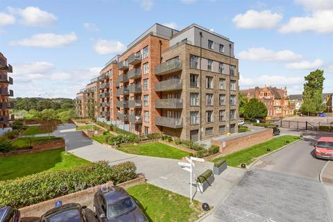 2 bedroom flat for sale, Amphion Place, Maidstone ME14