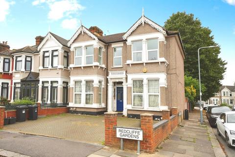 2 bedroom flat for sale, Redcliffe Gardens, Ilford, IG1