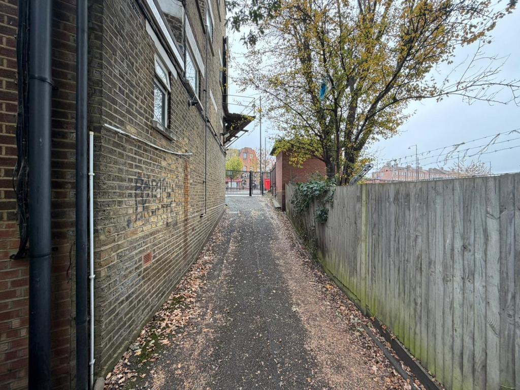 Side way