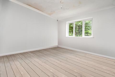 2 bedroom detached bungalow for sale, Thorpe Chase, Ripon, North Yorkshire