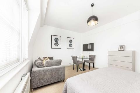 undefined, Hill Street, London W1J