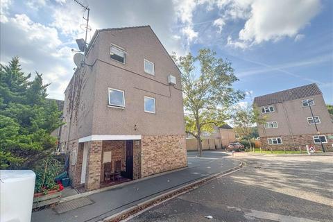 undefined, Dickenson Road, Hanworth, Middlesex, TW13