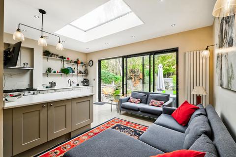 4 bedroom house for sale, Woodlands Avenue, Wanstead