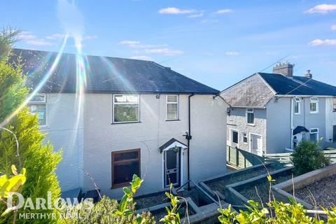 undefined, Maen Ganol, Treharris
