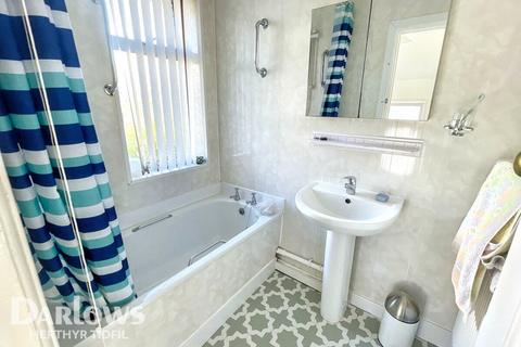 3 bedroom semi-detached house for sale, Maen Ganol, Treharris
