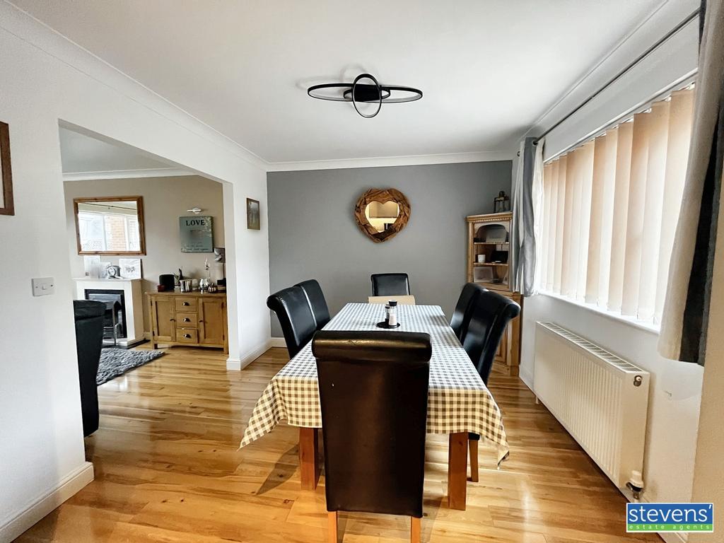 Image00028 blurred (1)