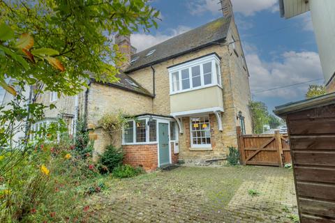 undefined, High Street, Towcester NN12