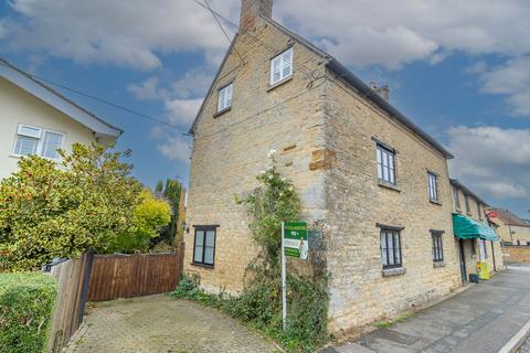 undefined, High Street, Towcester NN12