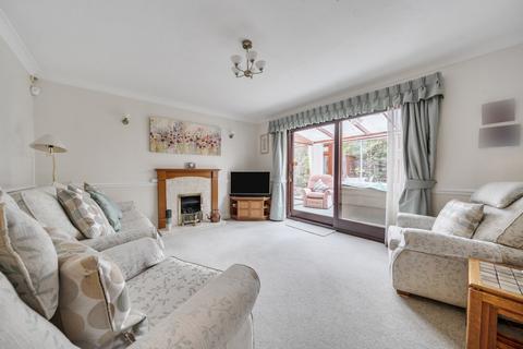 4 bedroom detached house for sale, Turnpike Close, Worcester, Worcestershire