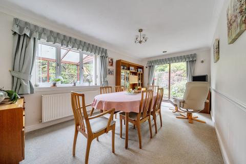 4 bedroom detached house for sale, Turnpike Close, Worcester, Worcestershire