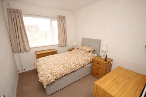 2 bedroom semi-detached bungalow for sale, Lullingstone Road, Maidstone ME16