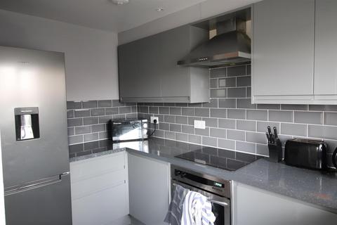 4 bedroom private hall to rent, Allandale Gardens, Lancaster LA1